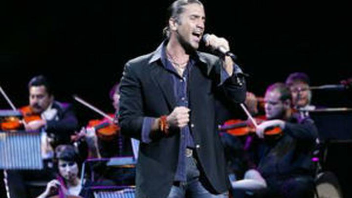 Alejandro Fernández, en concierto / Telemadrid
