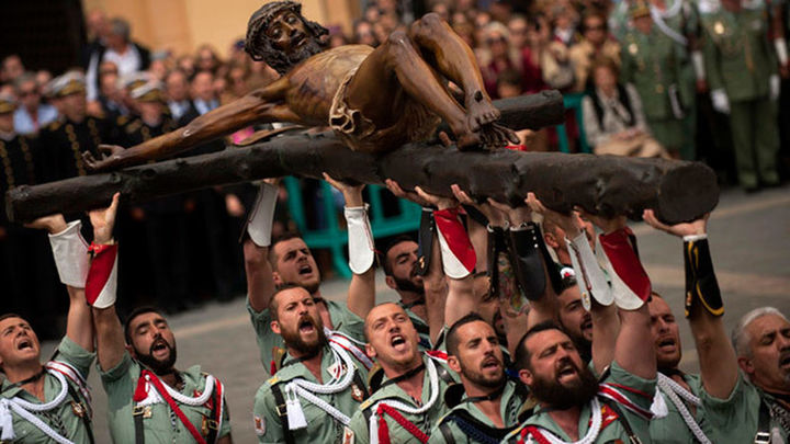 El desembarco de la Legión y el traslado del Cristo de la Buena Muerte (archivo) / Telemadrid