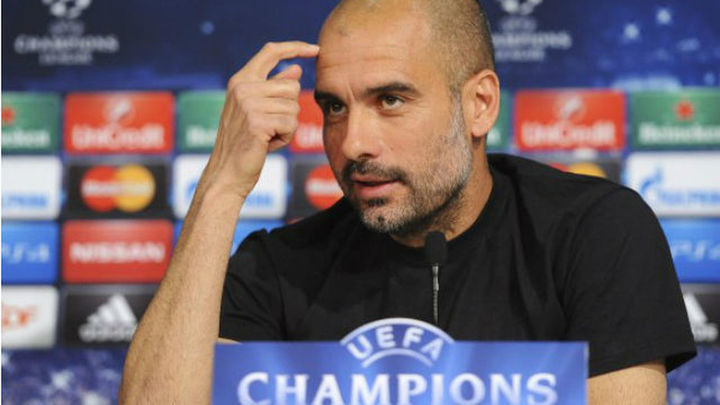 Guardiola, multado con 22.500 euros por llevar el lazo amarillo / Telemadrid