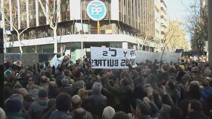 Protesta de los taxistas en la calle Génova