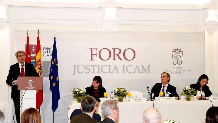 Ángel Garrido en el Colegio de Abogados / EFE