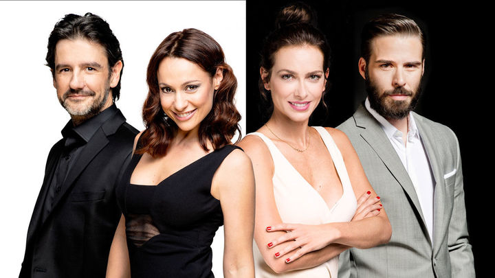 Kira Miró, Álex Barahona, Antonio Hortelano y Natalia Verbeke en "Dos + Dos" / Teatro Lara