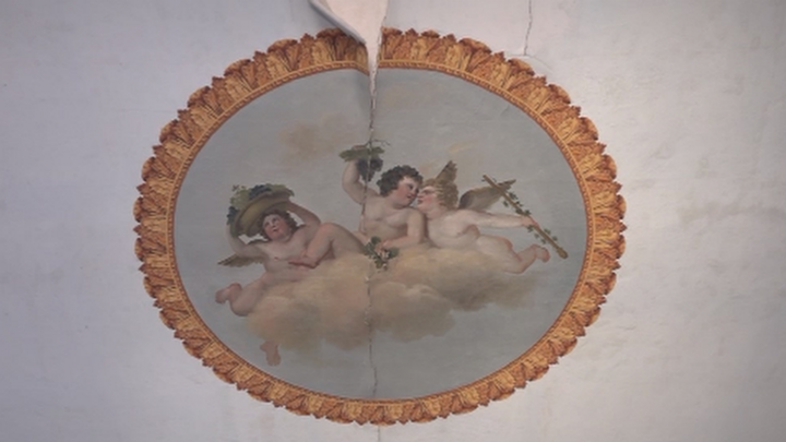 Detalles de la decoración interior del Palacio del Infante Don Luis