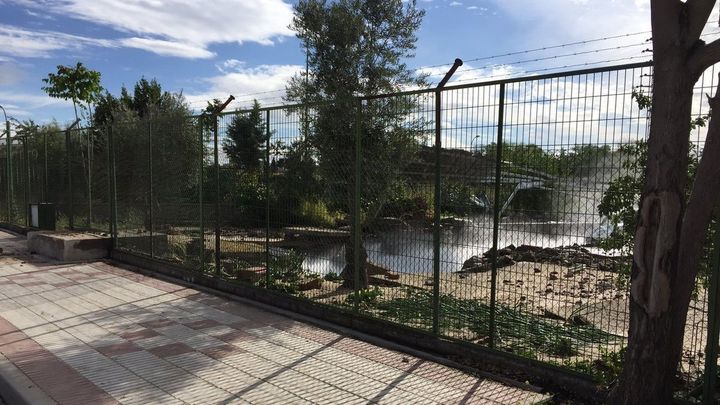 Rotura en una canalización en Barajas
