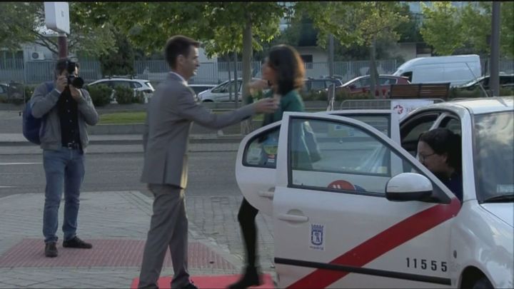 Llegada de Isabel Serra