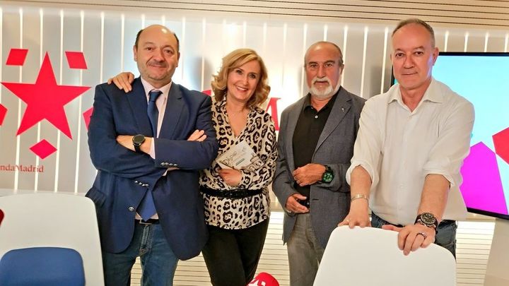 Tertulia con los cronistas de la Villa Ángel del Río y Antonio de Castro