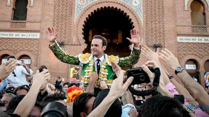 Antonio Ferrera rompe los moldes del toreo en San Isidro