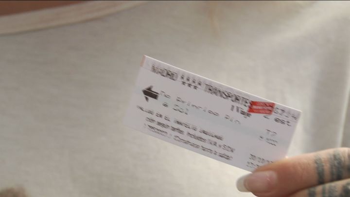 Adios al billete de papel en Cercanías