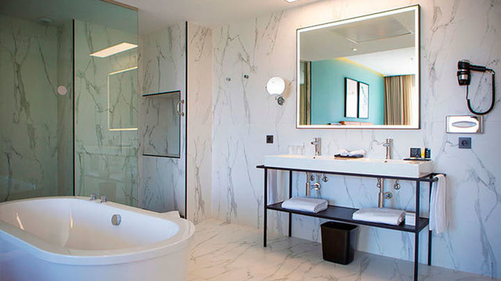 Así es el nuevo hotel del renovado Edificio España en la Gran Vía de Madrid / Redacción