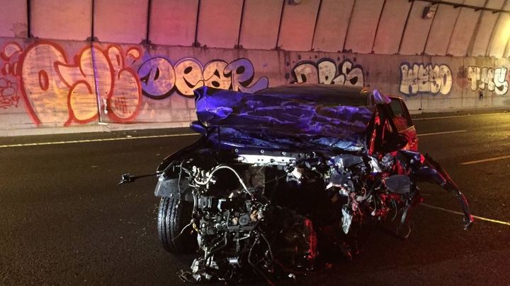 Coche siniestrado en la M-50