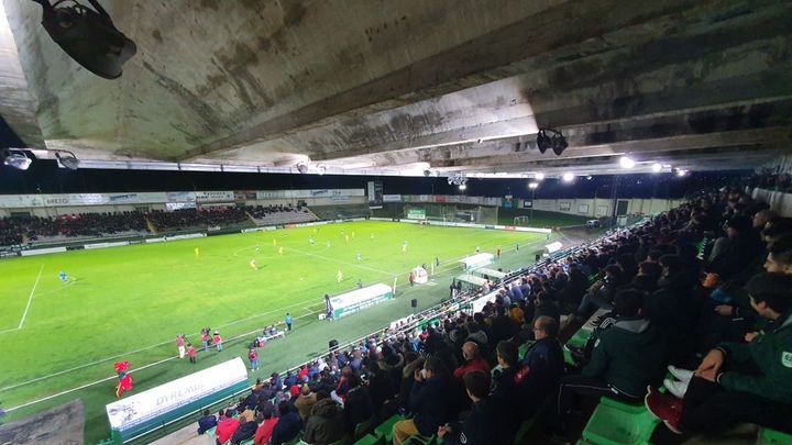 El ambiente en el Príncipe Felipe de Cáceres fue espectacular