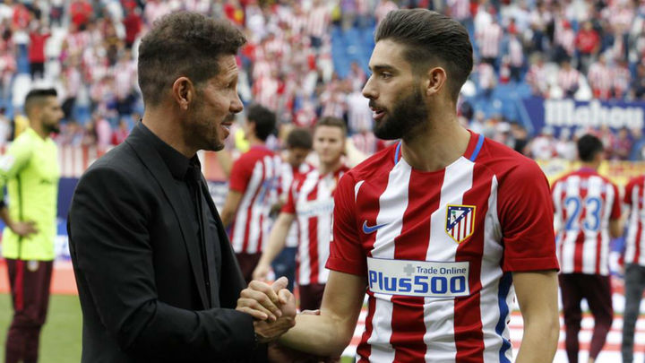 Simeone y Yannick Carrasco