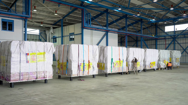 El material sanitario en la base de Torrejón / Ministerio de Sanidad