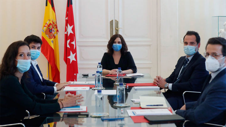 Reunión de Gómez Perpinya con Díaz Ayuso / EFE