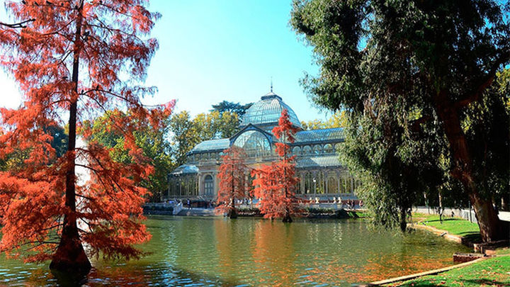 Palacio de  cristal en otoño / TELEMADRID