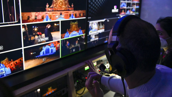 Despliegue de Telemadrid en Conde Duque. / Comunicación Telemadrid