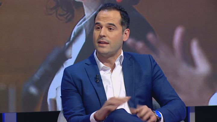 Aguado insiste en que Ayuso "miente" y que deja pendiente un plan de ayuda de 250 millones a la hostelería / Redacción