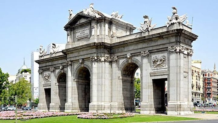 La Puerta de Alcalá, obra de Sabatini / ESMADRID