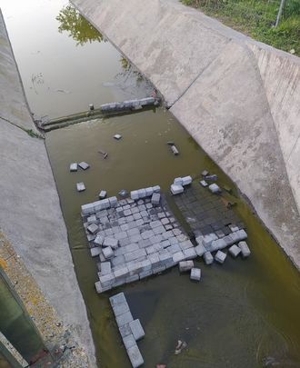 Cauce del arroyo / FRAVM