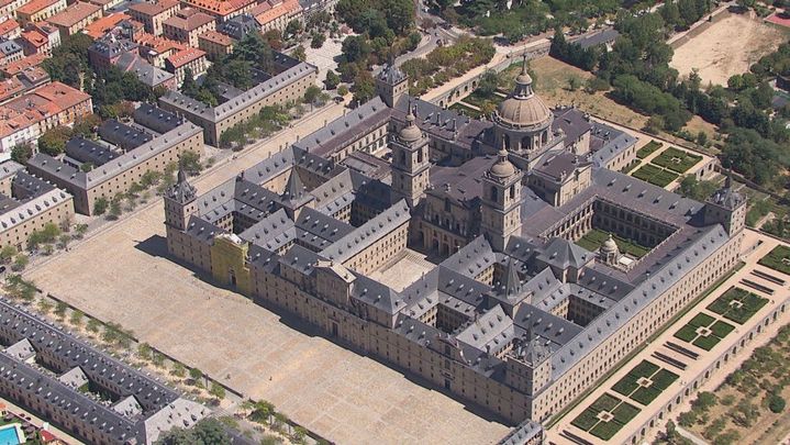 Real Monasterio de San Lorenzo de El Escorial / Redacción