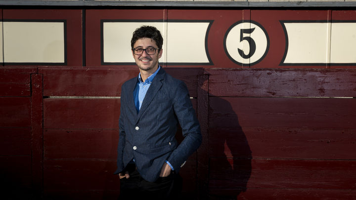 Carmelo López, director de 'Lo Bravo'. / Comunicación Telemadrid