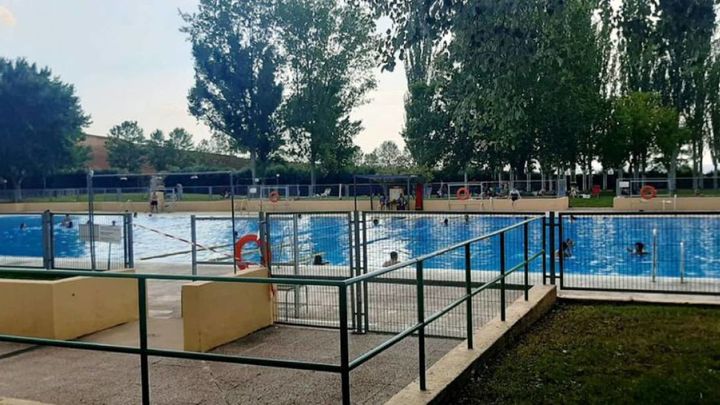Piscina del polideportivo municipal 'Duque de Algete' / AYUNTAMIENTO DE ALGETE