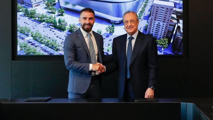Carvajal y Florentino Pérez / @realmadrid