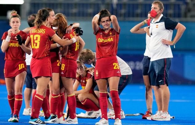 Selección española femenina de hockey / COE