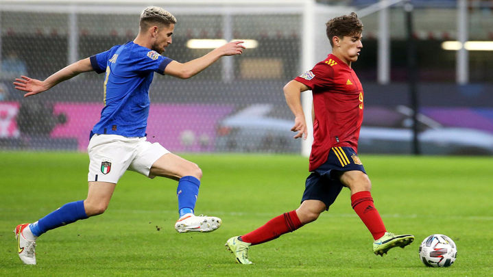 Gavi ante Italia / EFE