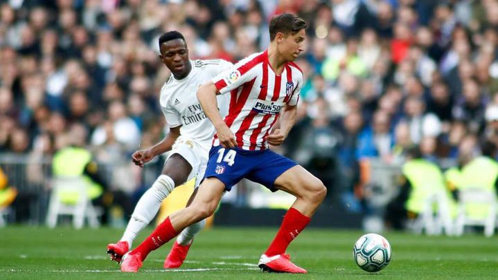Vinicius y Marco Llorente / EFE