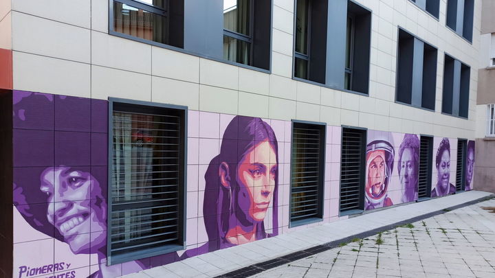 Mural en el Centro de Igualdad de San Sebastián de los Reyes / AYTO SAN SEBASTIÁN DE LOS REYES