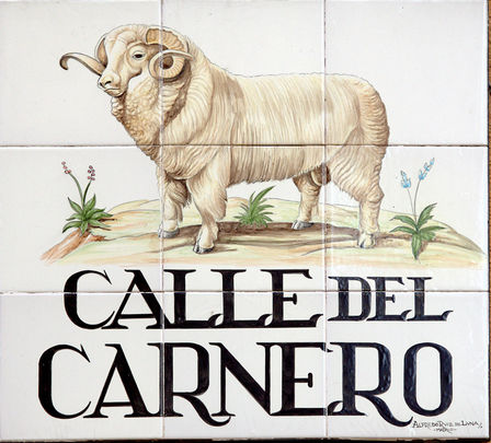 Placa de la Calle del Carnero / CC / PEDRO REINA