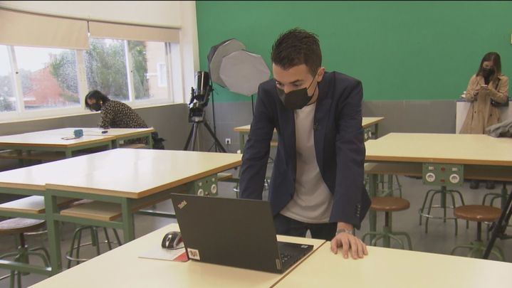 Estudiante galardonado con el Premio Nacional de Jóvenes Investigadores / TELEMADRID