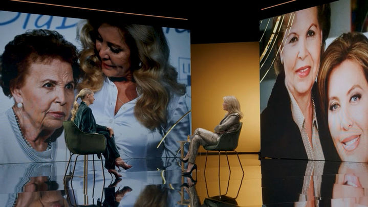 Norma Duval con su madre, Purificación Aguilera / DIEZ MOMENTOS