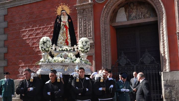 Virgen de la Soledad / SOLEDAD Y DESAMPARO