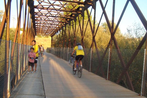 Puente de la Vía Verde del Guadarrama / FFE
