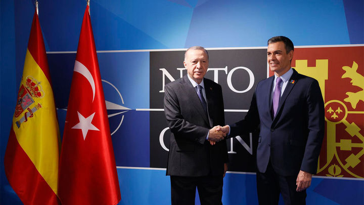 Erdogan con Sánchez / EFE