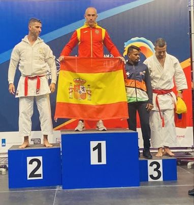 José Mateos en el podio de Rotterdam / AYTO MÓSTOLES