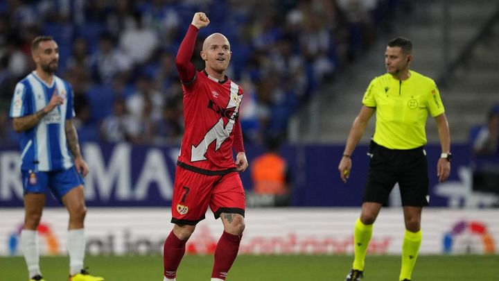 Isi celebra el gol ante el Espanyol / EFE