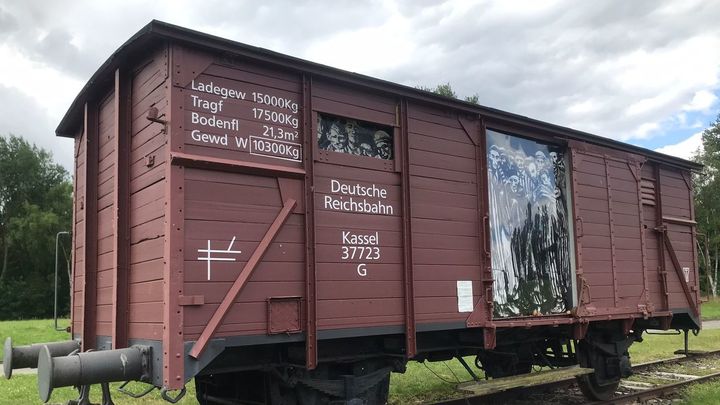 Vagon de prisioneros del Campo de concentración de Neuengamme / Redacción