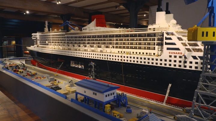 Barco de Lego / Redacción