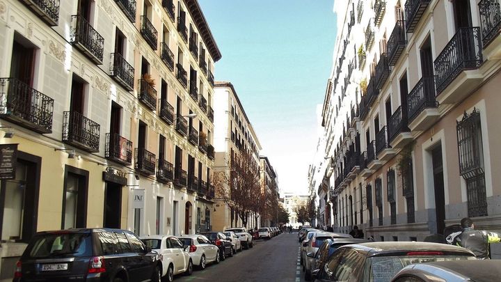 Calle de Orellana en Madrid / WIKIPEDIA / Asqueladd