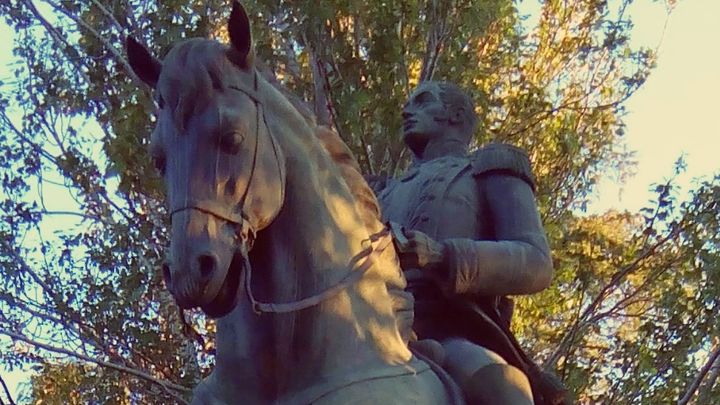 Estatua ecuestre de Simón Bolívar en el Parque del Oeste / WIKIPEDIA /  Gussgav