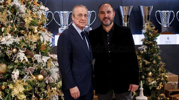 Florentino Pérez y Chus Mateo / REAL MADRID