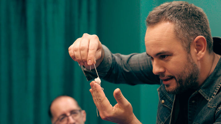 Jorge Blas visita la escuela de magia de Ana Tamariz / Telemadrid