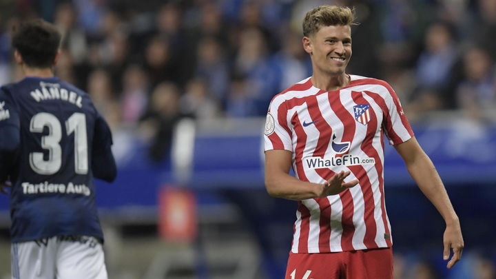 Marcos Llorente ante el Oviedo / EFE