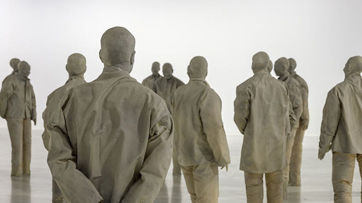 La obra 'Plaza' de Juan Muñoz / EUROPA PRESS