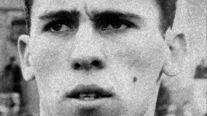 Amancio en una de las primeras imágenes de su carrera como futbolista / ARCHIVO