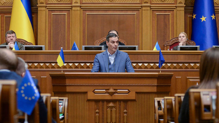 Pedro Sánchez ante el Parlamento ucraniano / EFE