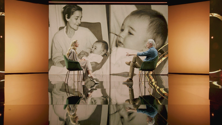 Josema Yuste de bebé con  su madre / REDACCIÓN